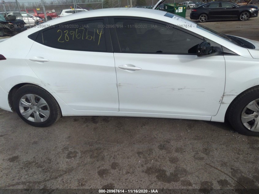 HYUNDAI ELANTRA 5NPDH4AE6GH716829