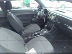 VOLKSWAGEN BEETLE 3VWFD7AT6KM708203