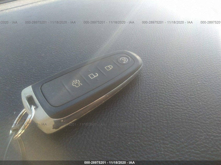 FORD TAURUS 1FAHP2E88HG113003