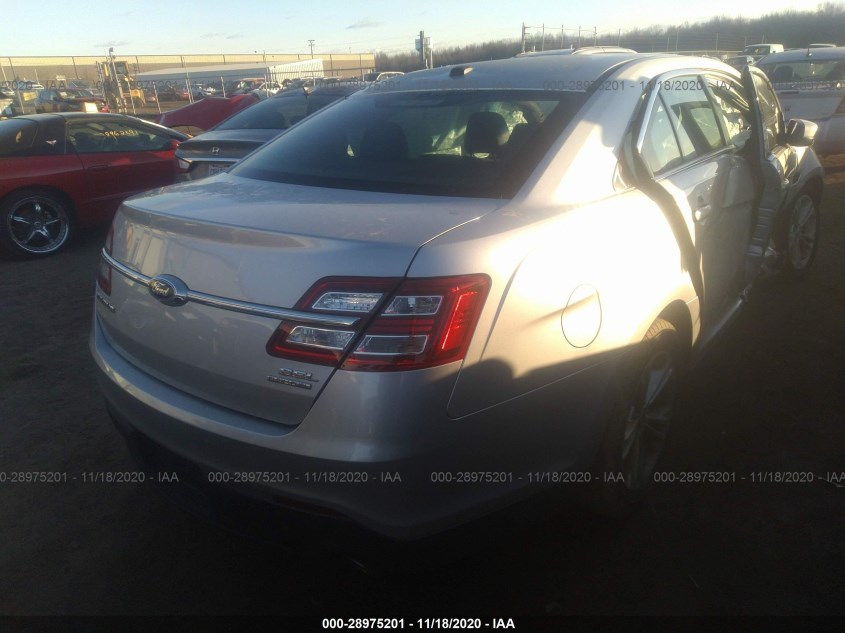 FORD TAURUS 1FAHP2E88HG113003