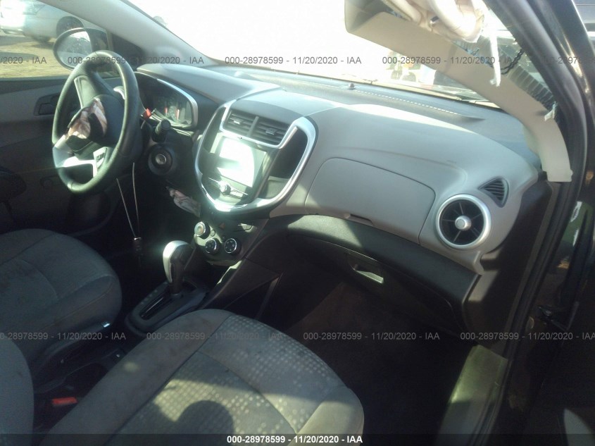 CHEVROLET SONIC 1G1JB5SH1H4145558