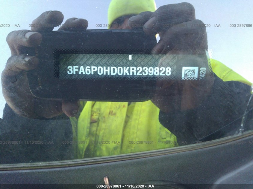 FORD FUSION 3FA6P0HD0KR239828