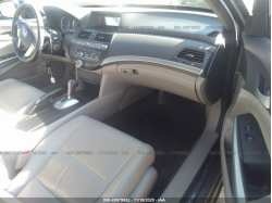 HONDA ACCORD SDN 1HGCP2F83AA122480