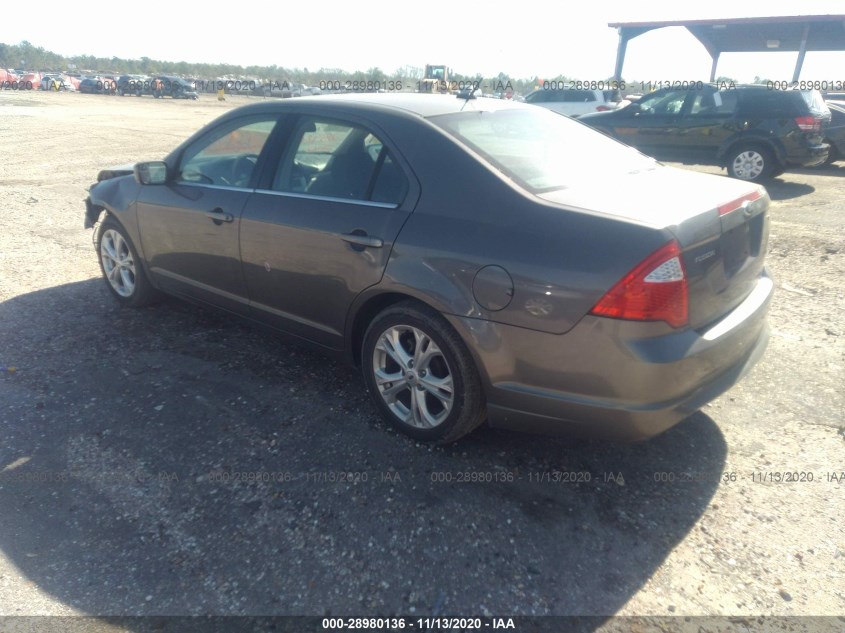 FORD FUSION 3FAHP0HA9CR330984