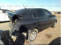 HYUNDAI ACCENT KMHCN4ACXAU423303