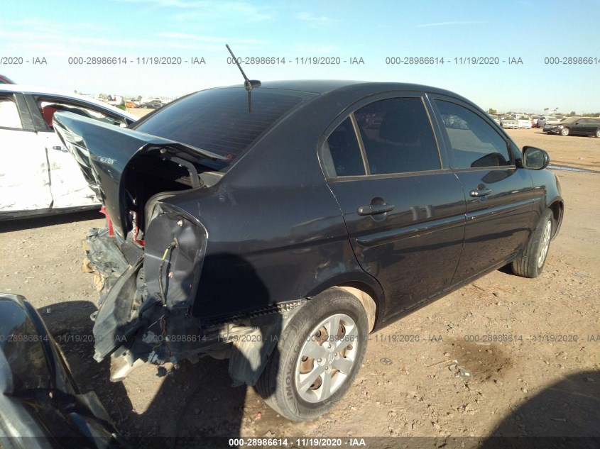 HYUNDAI ACCENT KMHCN4ACXAU423303