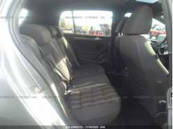 VOLKSWAGEN GTI WVWGD7AJ6AW313264