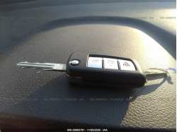 NISSAN ROGUE KNMAT2MV1LP530373
