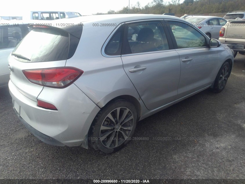HYUNDAI ELANTRA GT KMHH35LE6KU104031