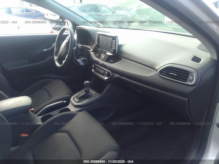 HYUNDAI ELANTRA GT KMHH35LE6KU104031