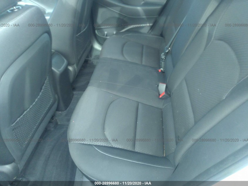HYUNDAI ELANTRA GT KMHH35LE6KU104031