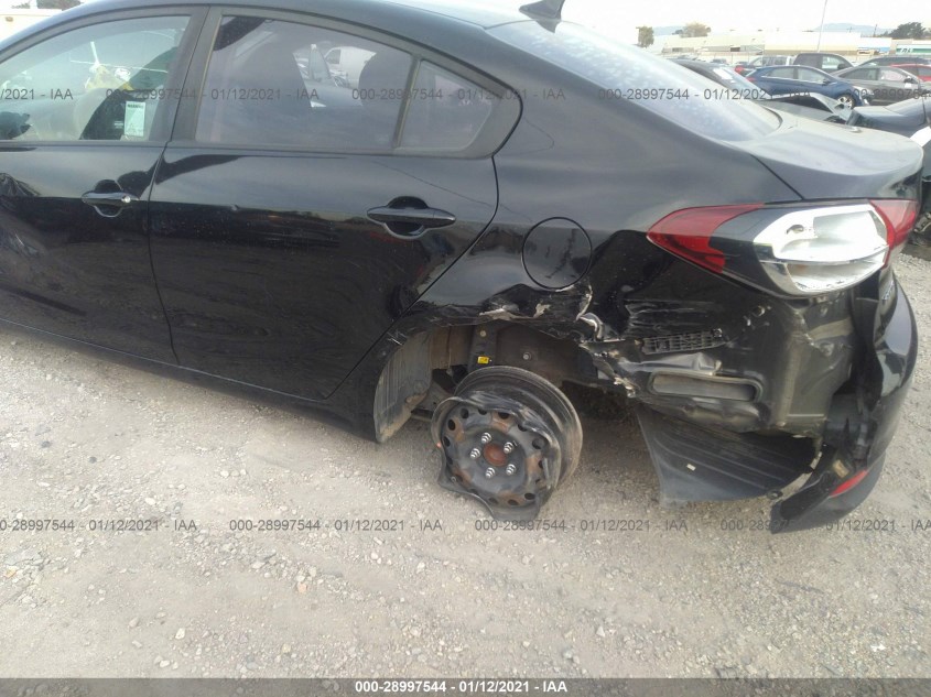 KIA FORTE 3KPFK4A77HE044779