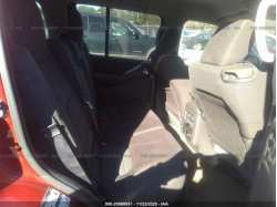 NISSAN PATHFINDER 5N1AR1NN6CC614084