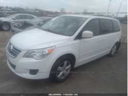 VOLKSWAGEN ROUTAN 2V4RW5DG7BR740685