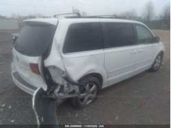 VOLKSWAGEN ROUTAN 2V4RW5DG7BR740685