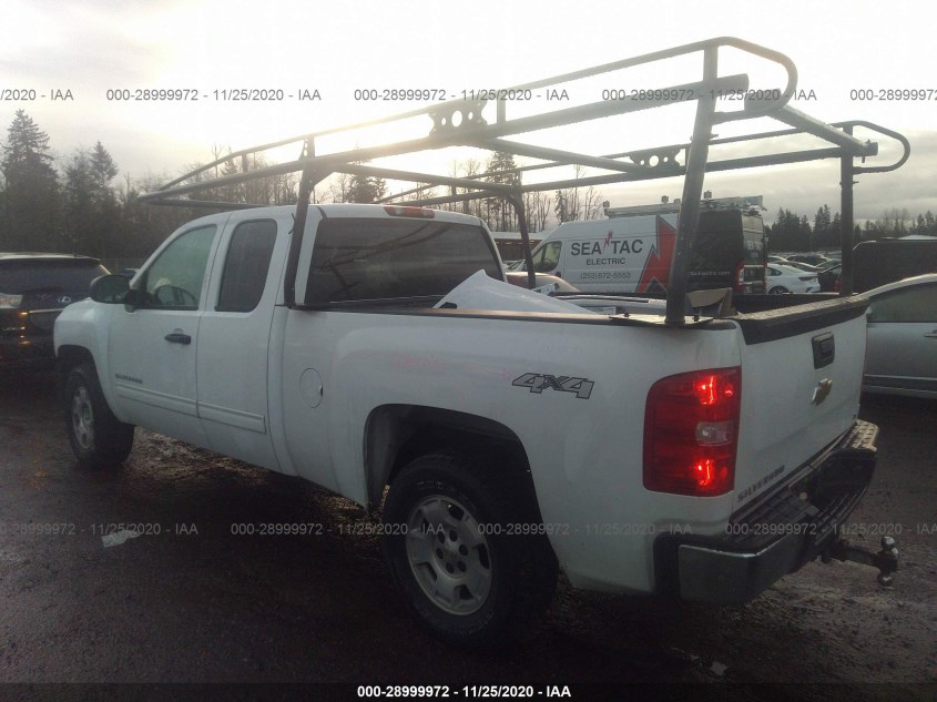 CHEVROLET SILVERADO 1500 1GCRKSE77DZ398697