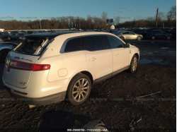 LINCOLN MKT 2LMHJ5FR0ABJ06158