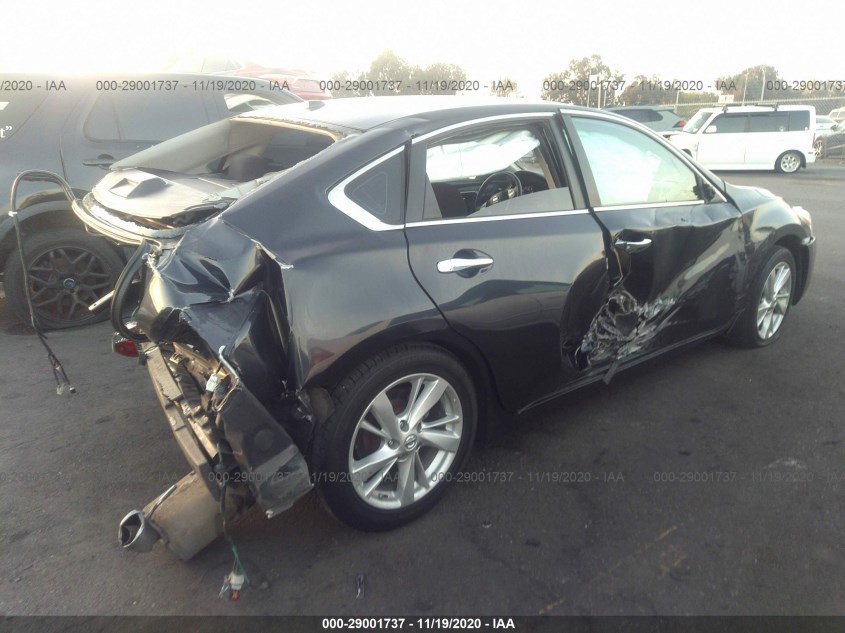 NISSAN ALTIMA 1N4AL3AP8FN382093