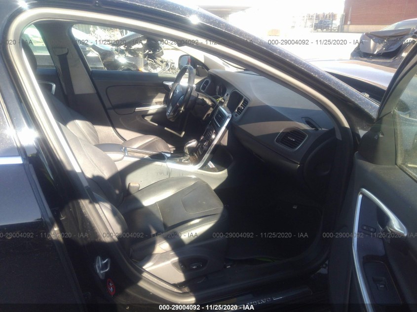 VOLVO S60 YV140MFC0F1311029