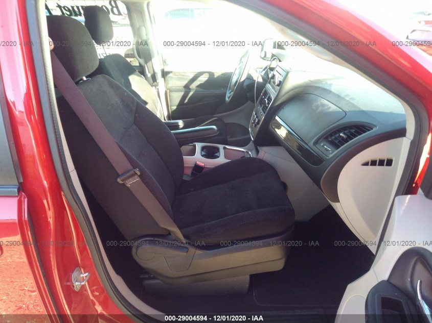 DODGE GRAND CARAVAN 2C4RDGCG9FR541821