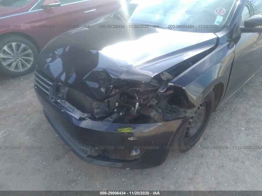 VOLKSWAGEN PASSAT 1VWAP7A38DC072342