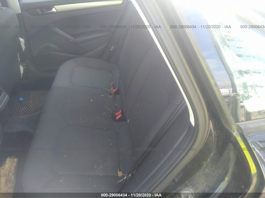 VOLKSWAGEN PASSAT 1VWAP7A38DC072342