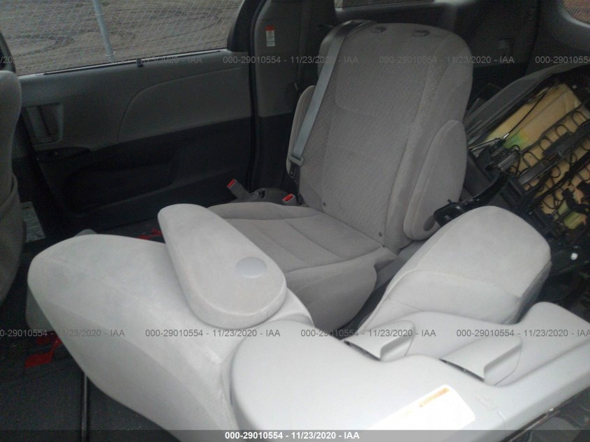 TOYOTA SIENNA 5TDKZ3DC6HS881672