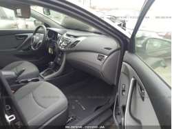 HYUNDAI ELANTRA KMHDH4AE2FU359536