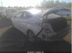 HYUNDAI ELANTRA 5NPDH4AE2FH585865