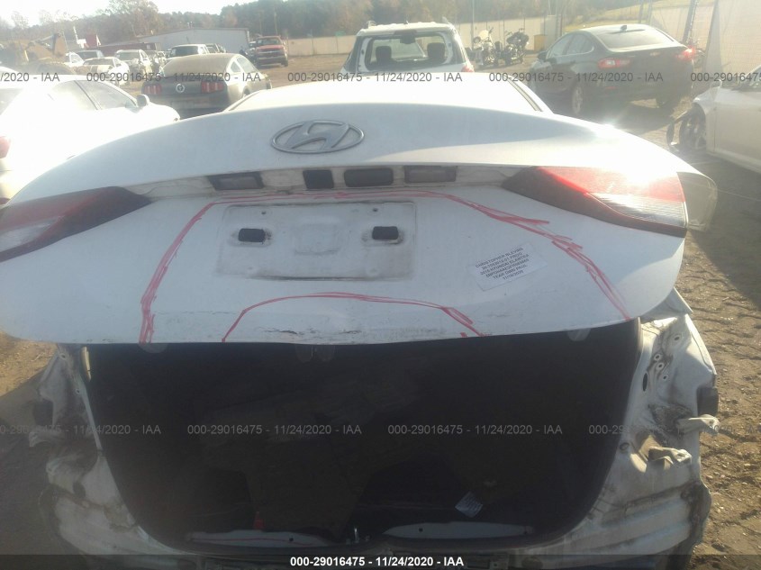 HYUNDAI ELANTRA 5NPDH4AE2FH585865