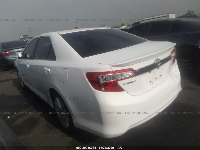 TOYOTA CAMRY 4T4BF1FK7CR241381