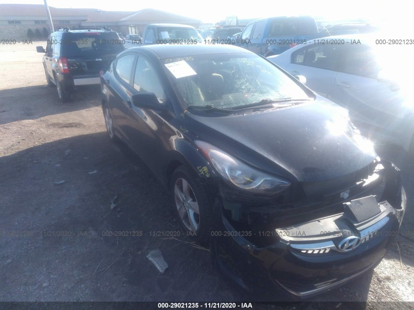 HYUNDAI ELANTRA KMHDH4AE3CU378821