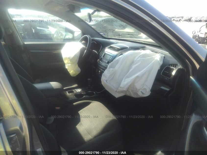 KIA SORENTO 5XYKT3A68EG507380