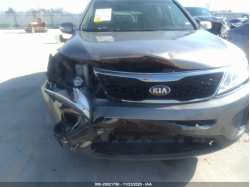 KIA SORENTO 5XYKT3A68EG507380