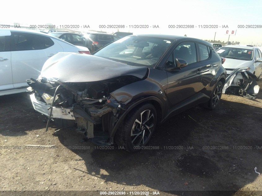 TOYOTA C-HR NMTKHMBX5JR037836