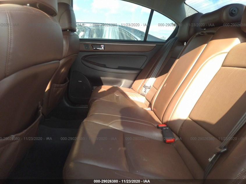 HYUNDAI GENESIS KMHGC4DF3BU129871