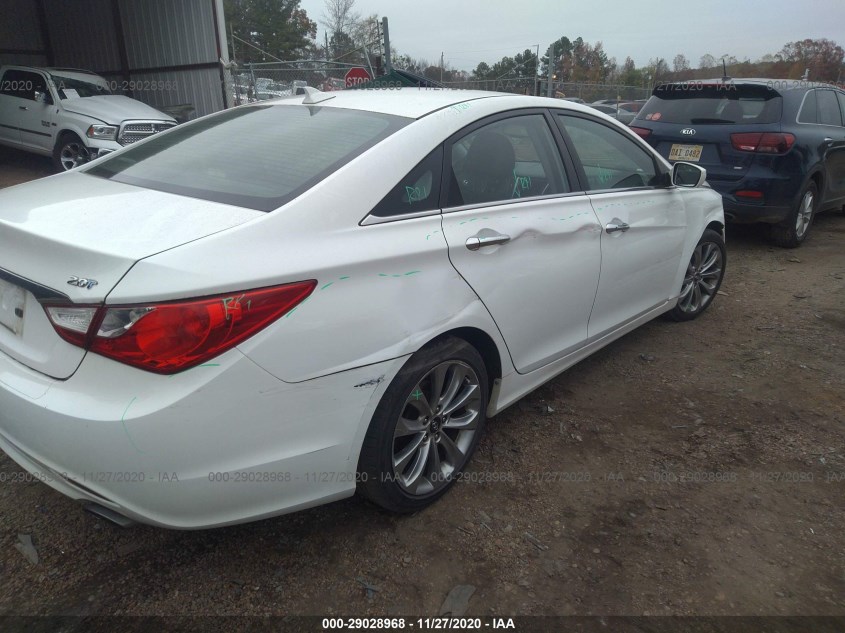 HYUNDAI SONATA 5NPEC4AB9CH443386