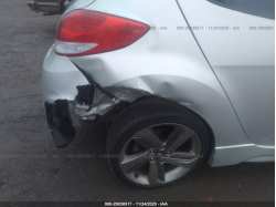 HYUNDAI VELOSTER KMHTC6AE7FU243125
