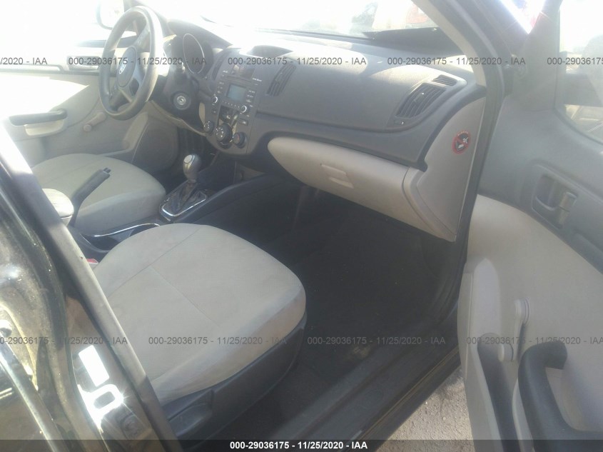 KIA FORTE KNAFT4A2XC5479136