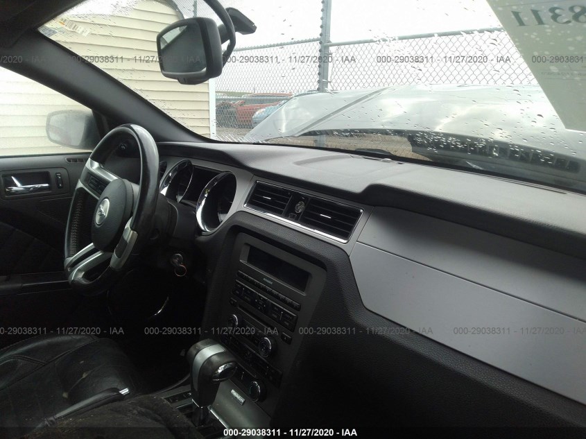 FORD MUSTANG 1ZVBP8AN3A5151817