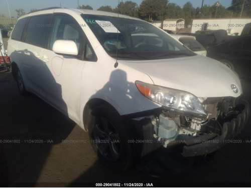TOYOTA SIENNA 5TDKK3DC1DS303865