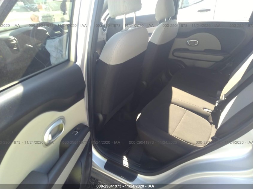 KIA SOUL KNDJN2A24J7576183