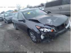 HONDA ACCORD SDN 1HGCP2F61CA117442