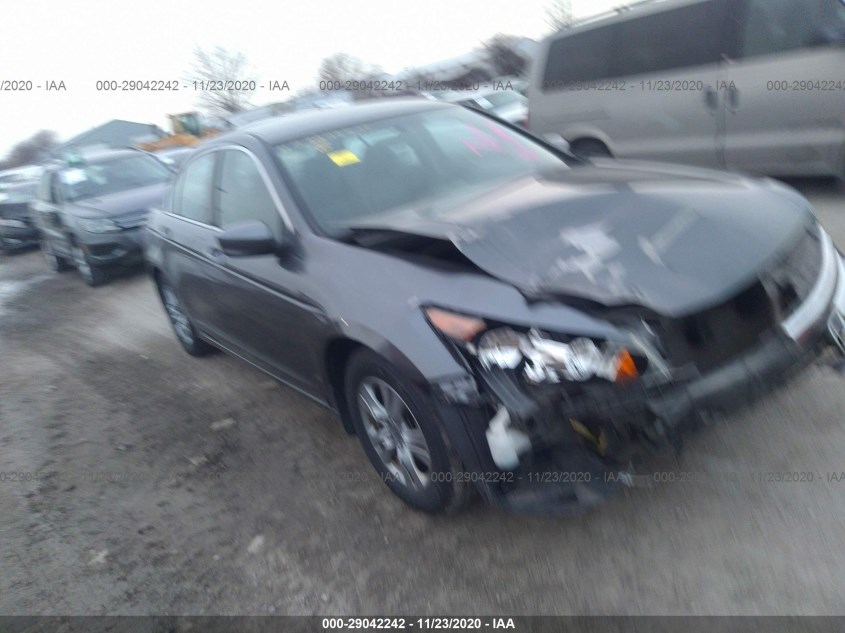 HONDA ACCORD SDN 1HGCP2F61CA117442