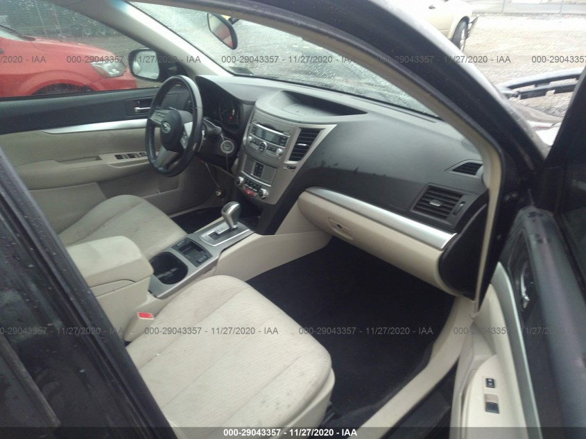 SUBARU LEGACY 4S3BMBG62B3231017