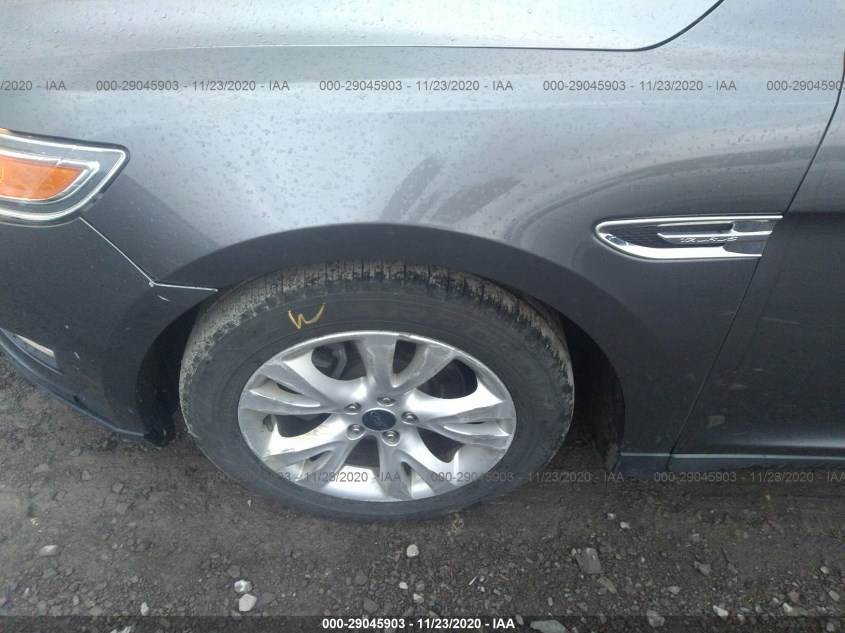 FORD TAURUS 1FAHP2HW0BG178185