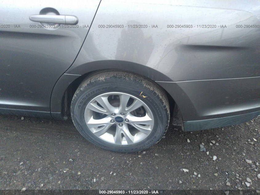 FORD TAURUS 1FAHP2HW0BG178185