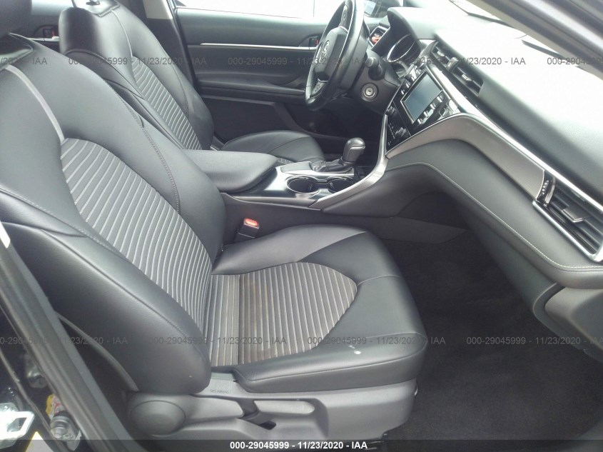 TOYOTA CAMRY 4T1B11HK4JU059379