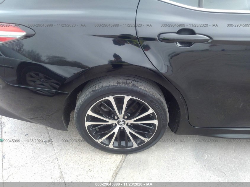 TOYOTA CAMRY 4T1B11HK4JU059379