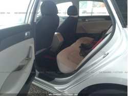 HYUNDAI SONATA 5NPE24AF4HH591846